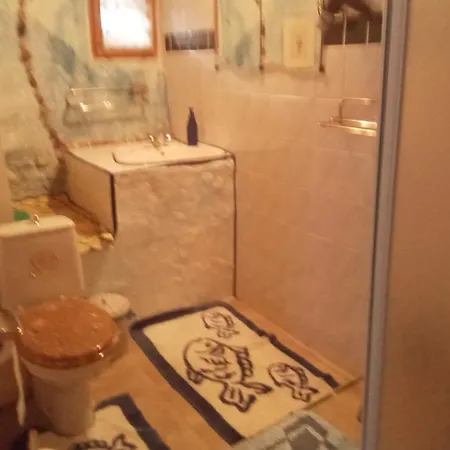 Le Canard Fou Oda ve Kahvaltı